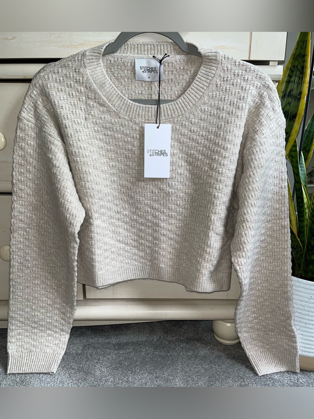 NWT Stitches and Stitches Elio Pullover M